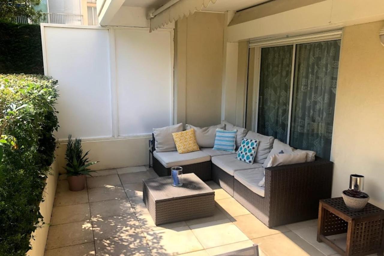 Henri Camille Real Estate - Golden - One Bedroom Apt Swimming Pool Holiday home Cannes